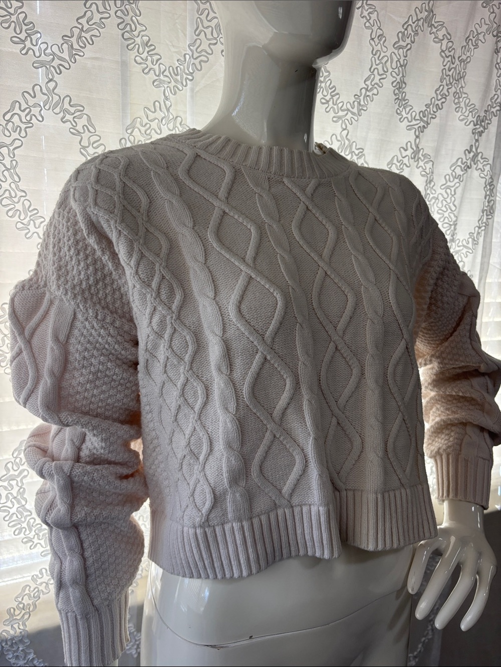 Hollister Cable-Knit Crewneck Sweater - Pale Pink